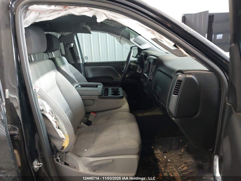 1GTV2LEC9JZ334559 2018 GMC SIERRA photo no. 5