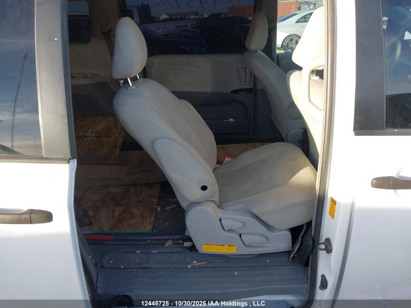 2013 Toyota Sienna VIN: 5TDZK3DC6DS403524 Lot: 12445725