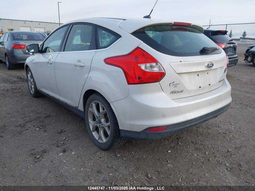 1FAHP3N20CL198565 2012 FORD FOCUS photo no. 3