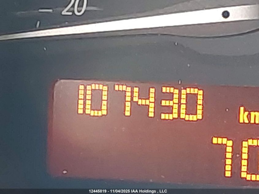 2004 BMW Z4 2.5 VIN: 4USBT335X4LR67819 Lot: 12445819