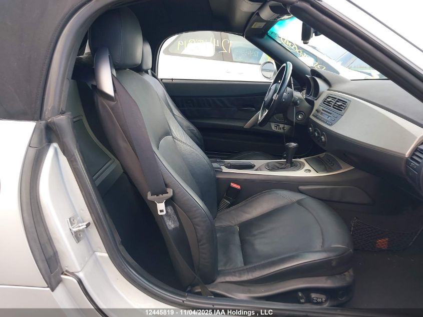 2004 BMW Z4 2.5 VIN: 4USBT335X4LR67819 Lot: 12445819