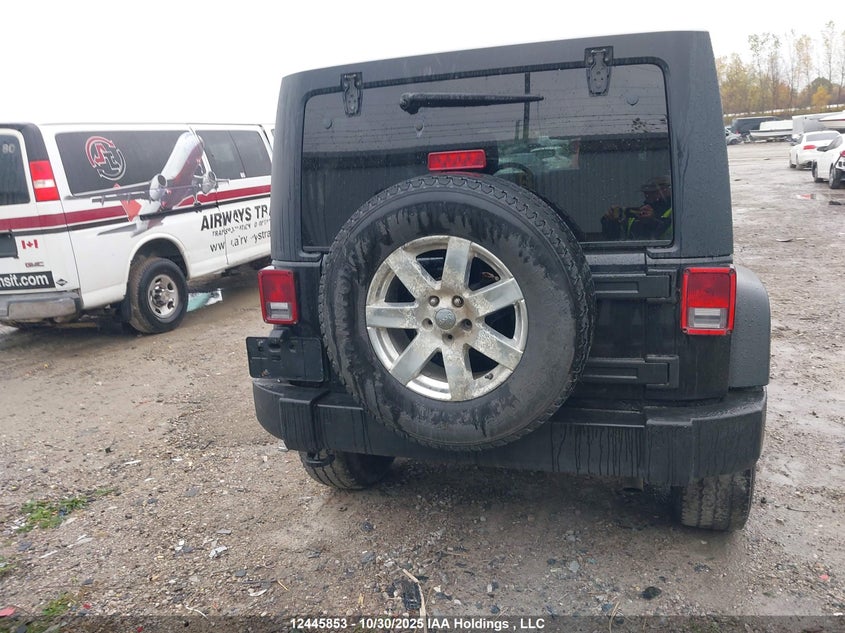 1J4BA3H18BL598760 2011 JEEP WRANGLER photo no. 16