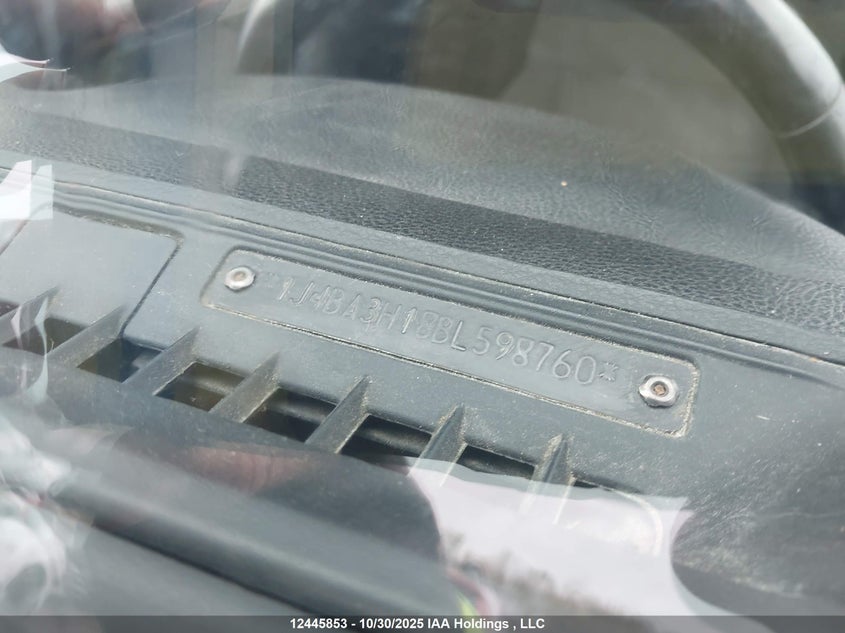 1J4BA3H18BL598760 2011 JEEP WRANGLER photo no. 17