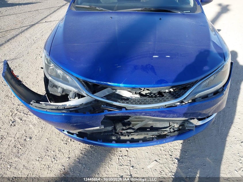 1C3CCCAB9GN140510 2016 CHRYSLER 200 photo no. 6