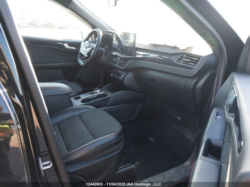 1FMCU9MZ5PUA40961 2023 FORD ESCAPE photo no. 5