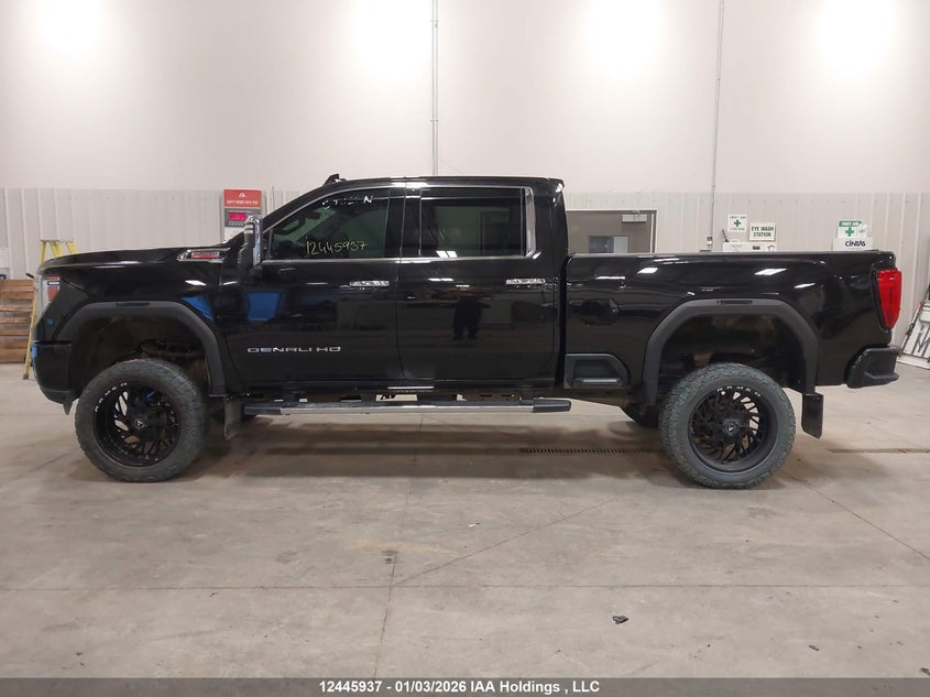 1GT49WEY4PF143856 2023 GMC SIERRA photo no. 14