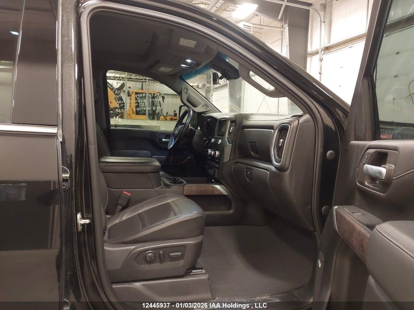 1GT49WEY4PF143856 2023 GMC SIERRA photo no. 5