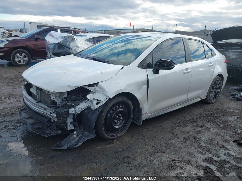 5YFB4MBE7MP088764 2021 TOYOTA COROLLA photo no. 2