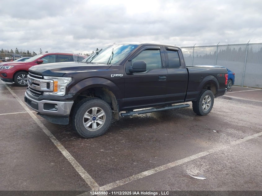 1FTFX1E52JKC59403 2018 FORD F-150 photo no. 2