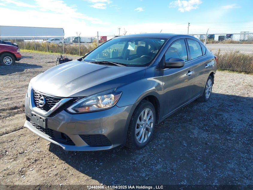3N1AB7AP5JY272945 2018 NISSAN SENTRA photo no. 2