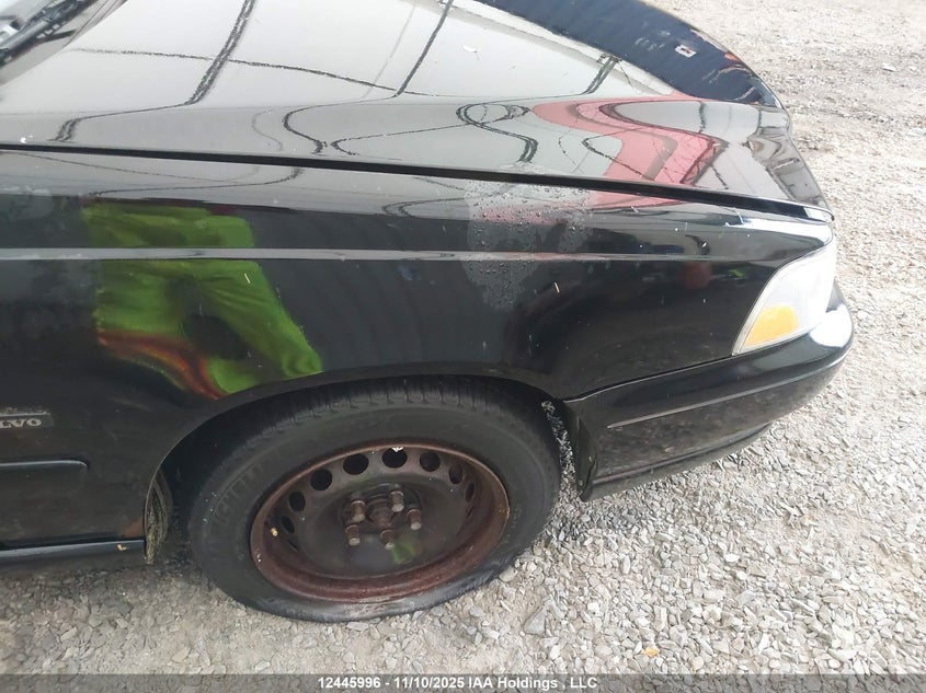 1998 Volvo V70 T5 Turbo VIN: YV1LW5340W3385374 Lot: 12445996