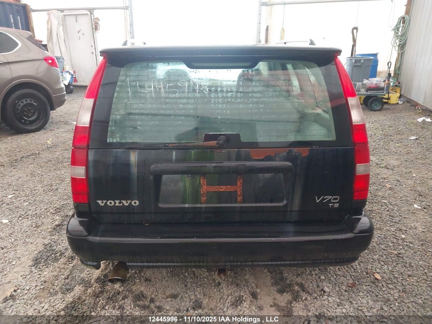 1998 Volvo V70 T5 Turbo VIN: YV1LW5340W3385374 Lot: 12445996