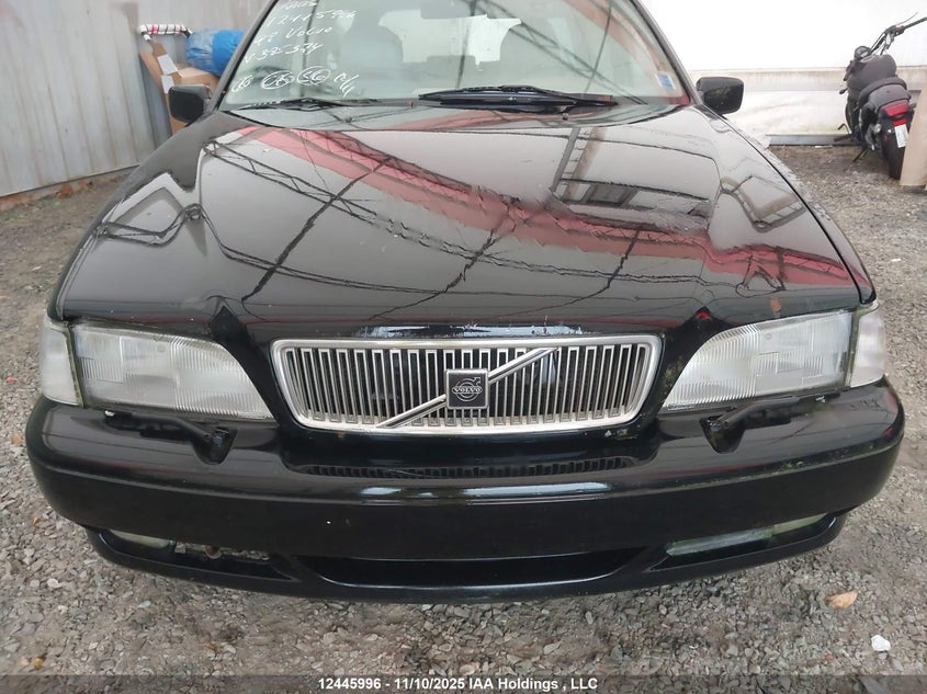 1998 Volvo V70 T5 Turbo VIN: YV1LW5340W3385374 Lot: 12445996