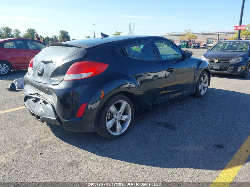 2013 Hyundai Veloster VIN: KMHTC6AD2DU135029 Lot: 12405728X