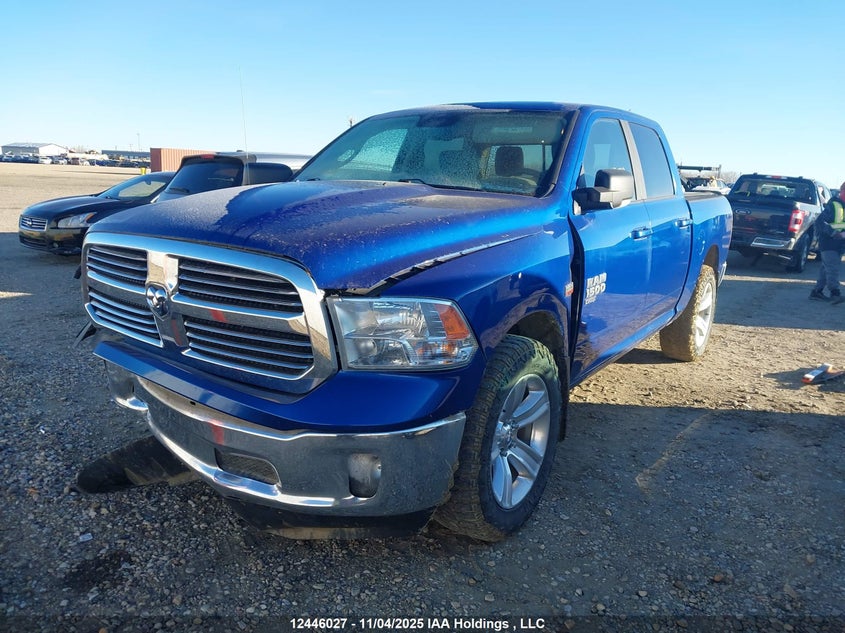 1C6RR7LT2KS565876 2019 RAM 1500 photo no. 2