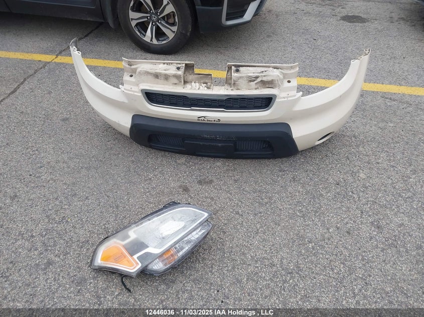 KNDJT2A28A7153189 2010 KIA SOUL photo no. 12