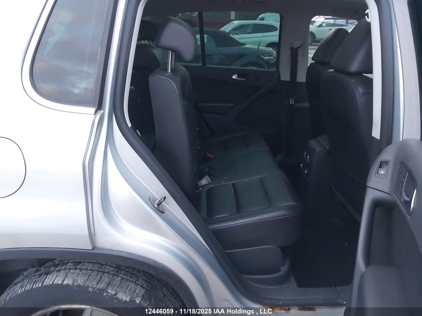 2010 Volkswagen Tiguan Se/Sel VIN: WVGBV7AX8AW521038 Lot: 12446059