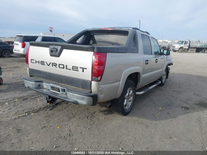 3GNEC12TX6G212815 2006 CHEVROLET AVALANCHE photo no. 4