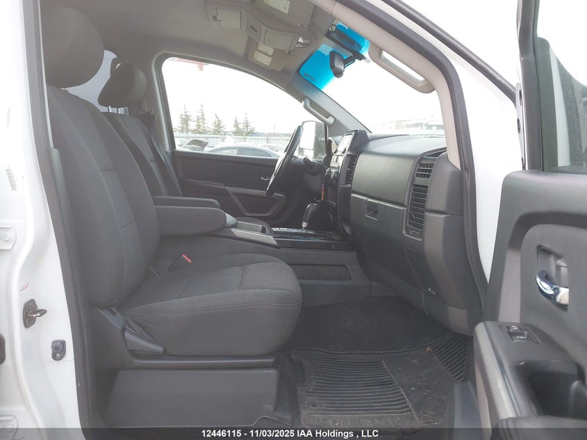 1N6AA0EC1FN505431 2015 NISSAN TITAN photo no. 5