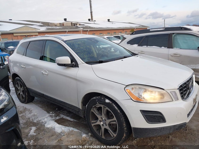 2012 Volvo Xc60 T6 R-Design/T6 R-Design Platinum/T6 R-Design Premier Plus VIN: YV4902DZ3C2238359 Lot: 12446176