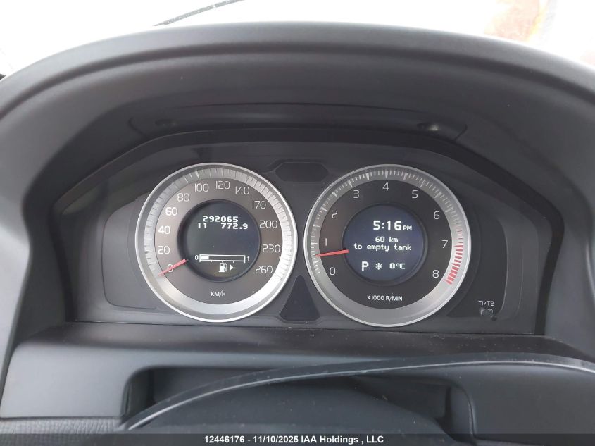 2012 Volvo Xc60 T6 R-Design/T6 R-Design Platinum/T6 R-Design Premier Plus VIN: YV4902DZ3C2238359 Lot: 12446176