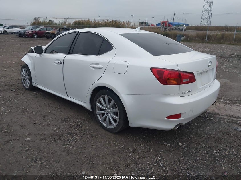 JTHCK262982020385 2008 LEXUS IS photo no. 3