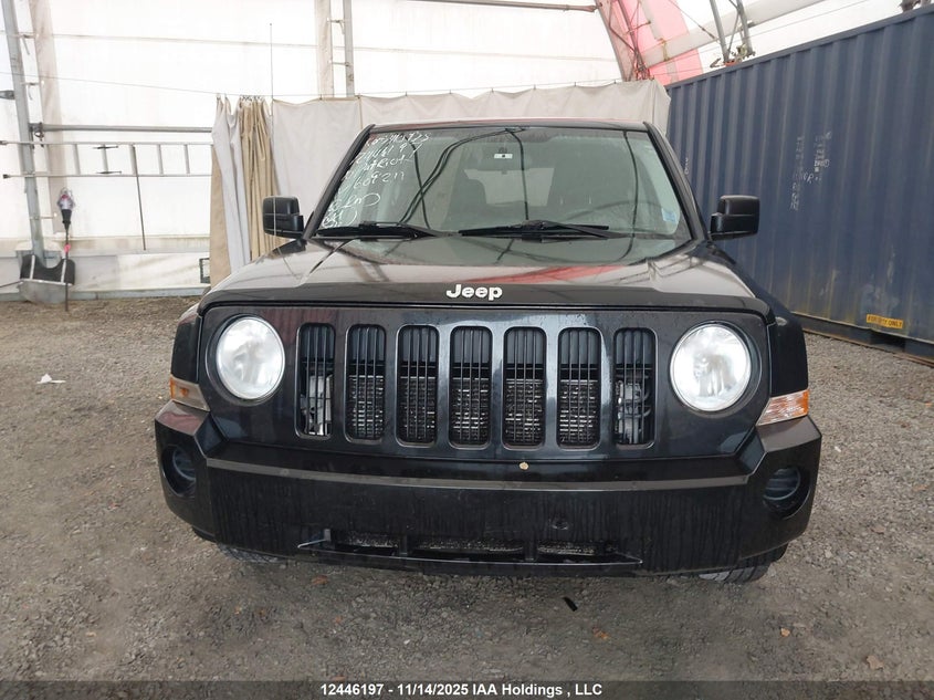 1J4NF2GB5AD609211 2010 JEEP LIBERTY (PATRIOT) photo no. 6
