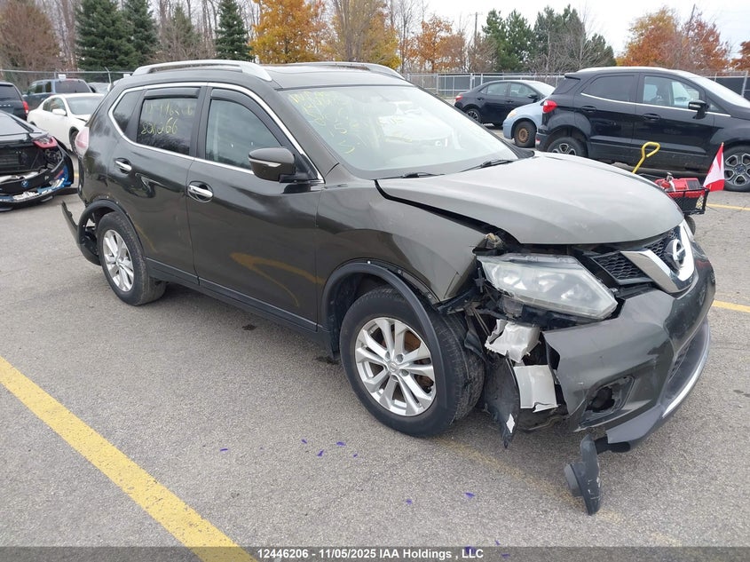 5N1AT2MV4FC806066 2015 Nissan Rogue auction photo 1