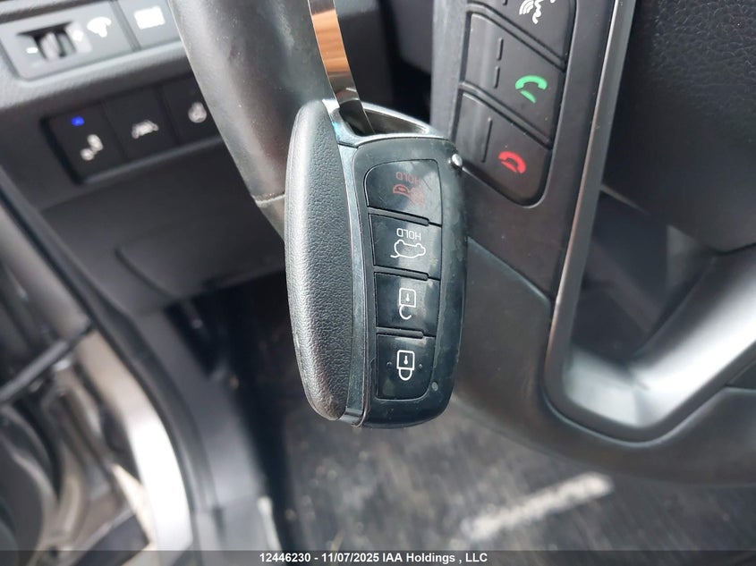 2017 Hyundai Santa Fe Sport 2.0T Ultimate VIN: 5XYZUDLA1HG413929 Lot: 12446230