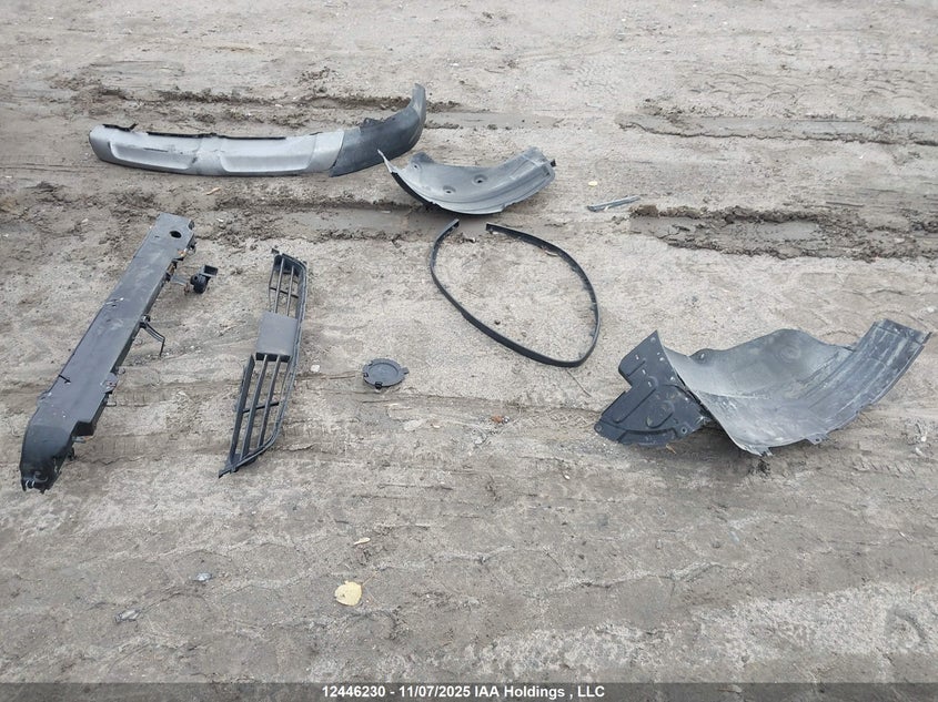 2017 Hyundai Santa Fe Sport 2.0T Ultimate VIN: 5XYZUDLA1HG413929 Lot: 12446230