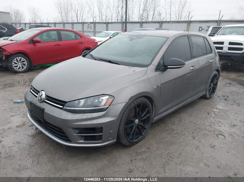 WVWWF7AU5HW181804 2017 VOLKSWAGEN GOLF R photo no. 2