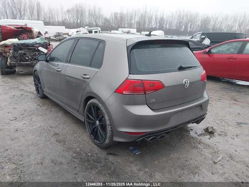WVWWF7AU5HW181804 2017 VOLKSWAGEN GOLF R photo no. 3