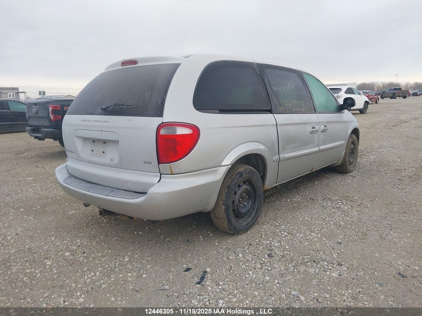 2D4GT54LX3R150948 2003 DODGE CARAVAN photo no. 4