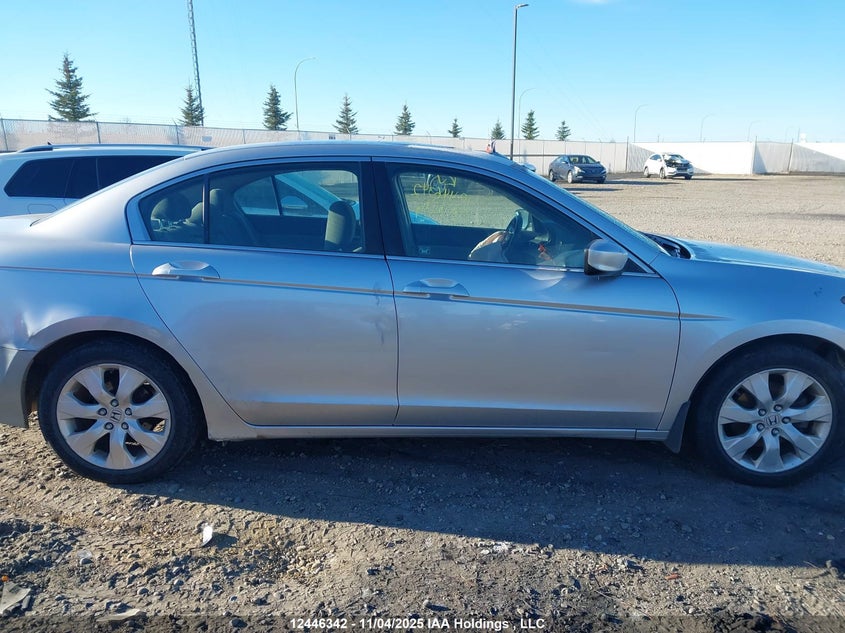 1HGCP26748A801904 2008 HONDA ACCORD photo no. 13