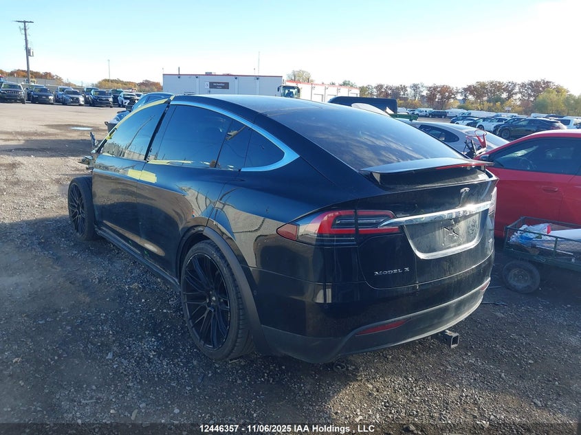 5YJXCBE2XJF087775 2018 TESLA MODEL X photo no. 3