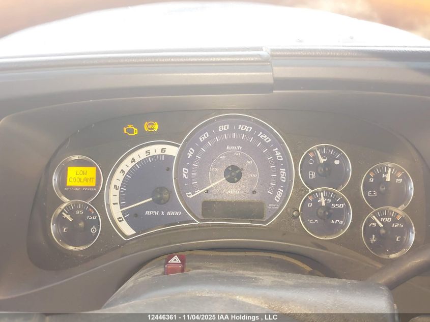 2002 Cadillac Escalade VIN: 1GYEK63N42R230868 Lot: 12446361