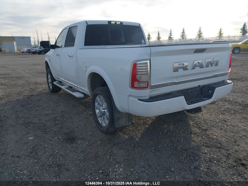 3C63R3FL9JG318936 2018 RAM 3500 photo no. 3