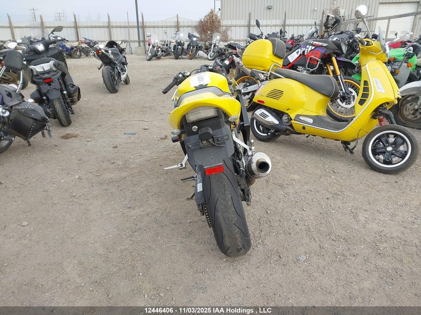 2002 Honda Cbr600 F4/Canada VIN: JH2PC352X2M301251 Lot: 12446406