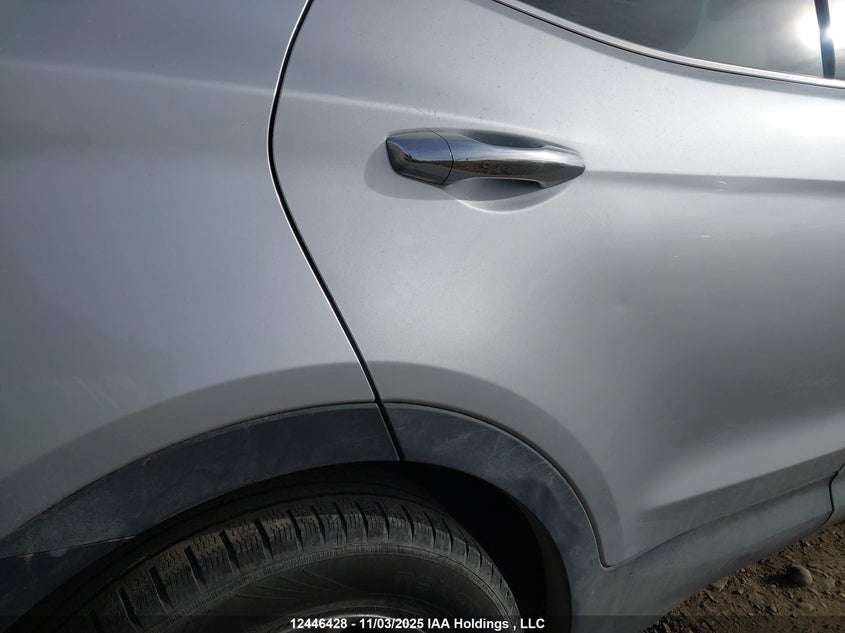 5XYZUDLB9HG499659 2017 HYUNDAI SANTA FE photo no. 19