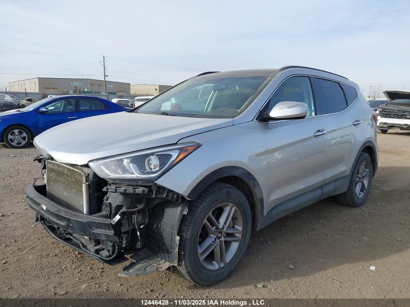 5XYZUDLB9HG499659 2017 HYUNDAI SANTA FE photo no. 2