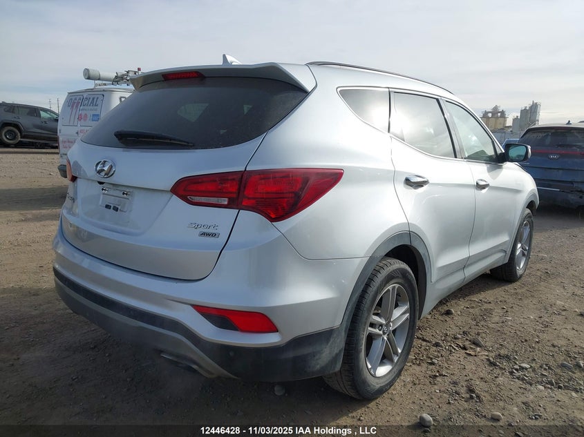 5XYZUDLB9HG499659 2017 HYUNDAI SANTA FE photo no. 4