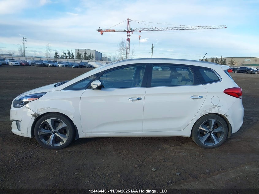 2014 Kia Rondo Ex/Ex Luxury/Se VIN: KNAHU8A39E7041902 Lot: 12446445