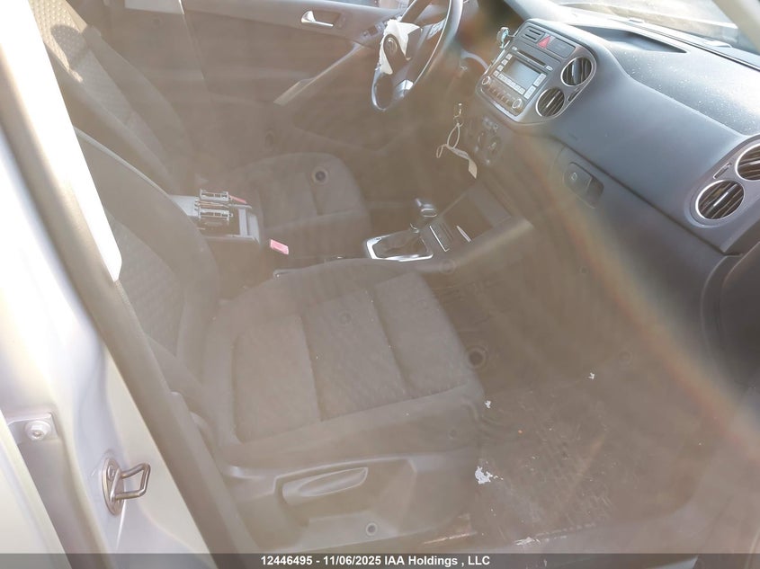WVGBV95N49W535194 2009 VOLKSWAGEN TIGUAN photo no. 5