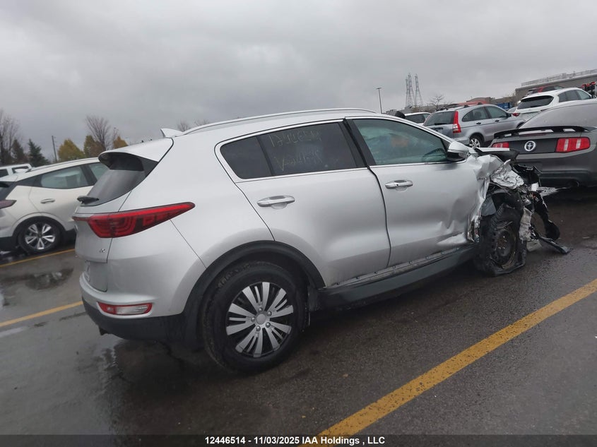 KNDPNCAC2H7241698 2017 KIA SPORTAGE photo no. 4