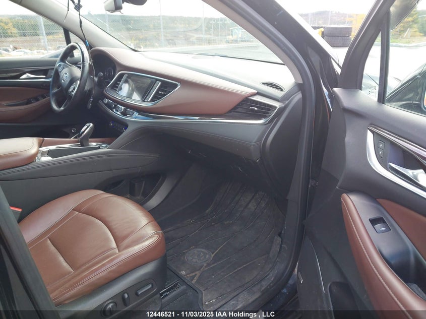 5GAEVCKW1JJ238057 2018 BUICK ENCLAVE photo no. 5