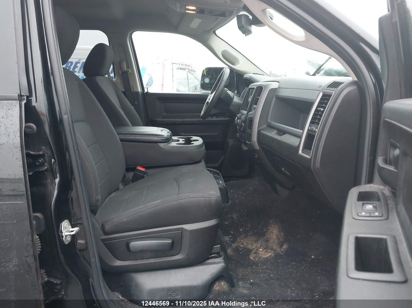 1C6RR7KT3KS655930 2019 RAM 1500 photo no. 5