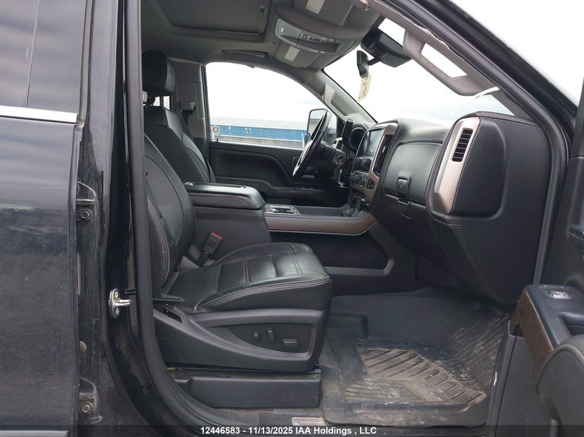 1GT12SEY8KF255178 2019 GMC SIERRA photo no. 5