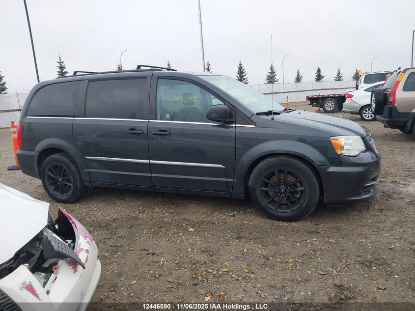 2011 Chrysler Town & Country Touring VIN: 2A4RR5DG7BR727107 Lot: 12446590