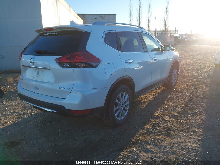5N1AT2MV4LC758550 2020 NISSAN ROGUE photo no. 4