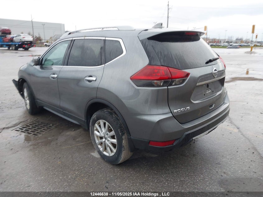5N1AT2MV4JC749229 2018 NISSAN ROGUE photo no. 3